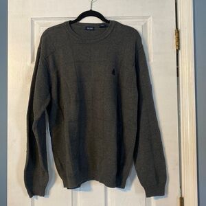 Izod mens sweater; size large